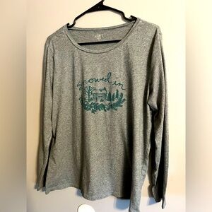 Loft Outlet - Women’s Long Sleeved Shirt - Snowed in - Never Worn